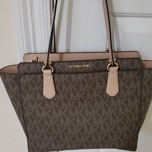 Michael Kors bag